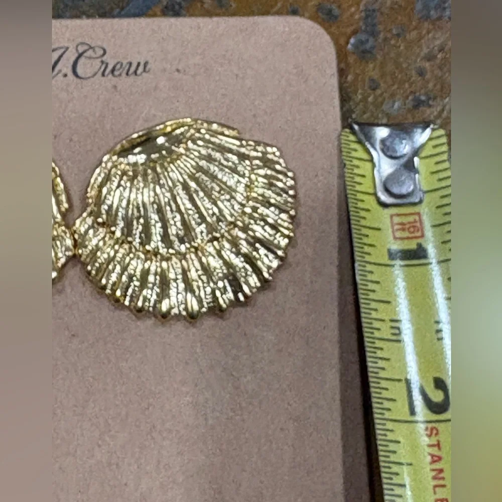 J.Crew Gold Seashell Statement Stud Earrings – NWOT
